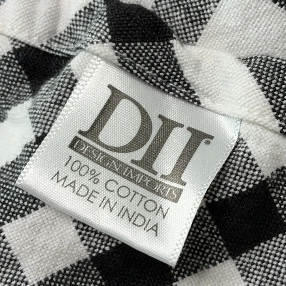 Farmhouse Black and White Apron